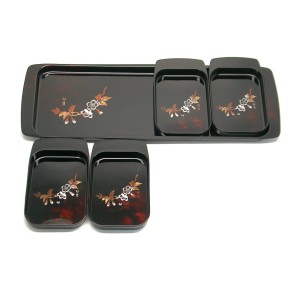 PETISQUEIRA C/ 4 PRATOS